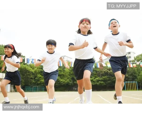 实时新闻刘丽独家分享羽毛球技巧与心得助你提升竞技水平和享受运动乐趣